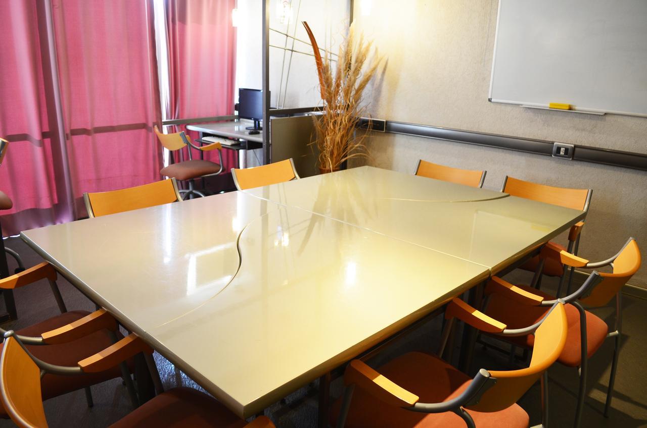 Hotel Huemul General Roca Zewnętrze zdjęcie