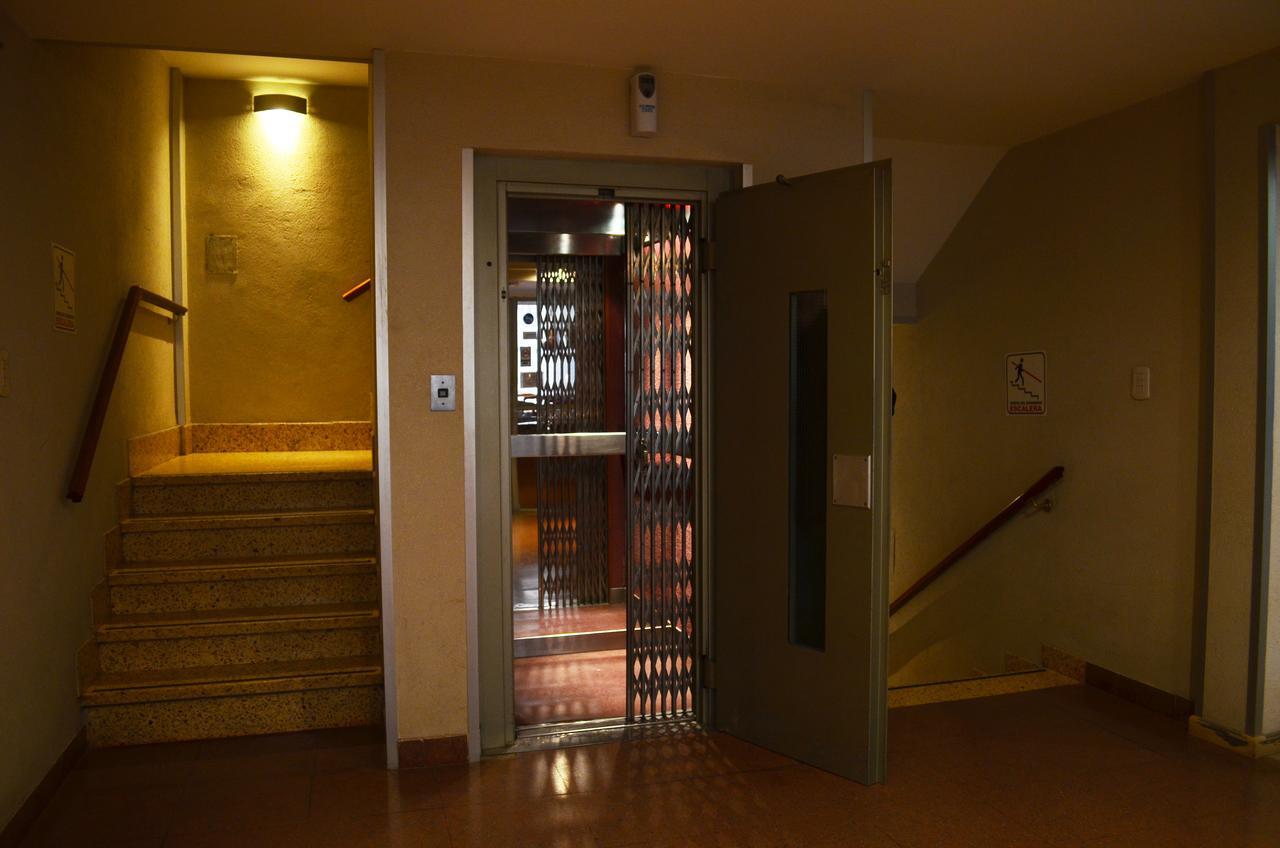 Hotel Huemul General Roca Zewnętrze zdjęcie