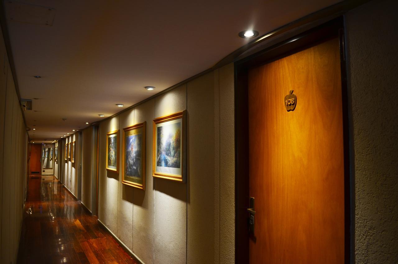 Hotel Huemul General Roca Zewnętrze zdjęcie