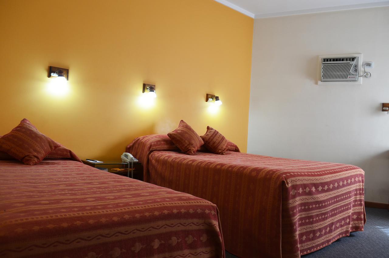 Hotel Huemul General Roca Zewnętrze zdjęcie