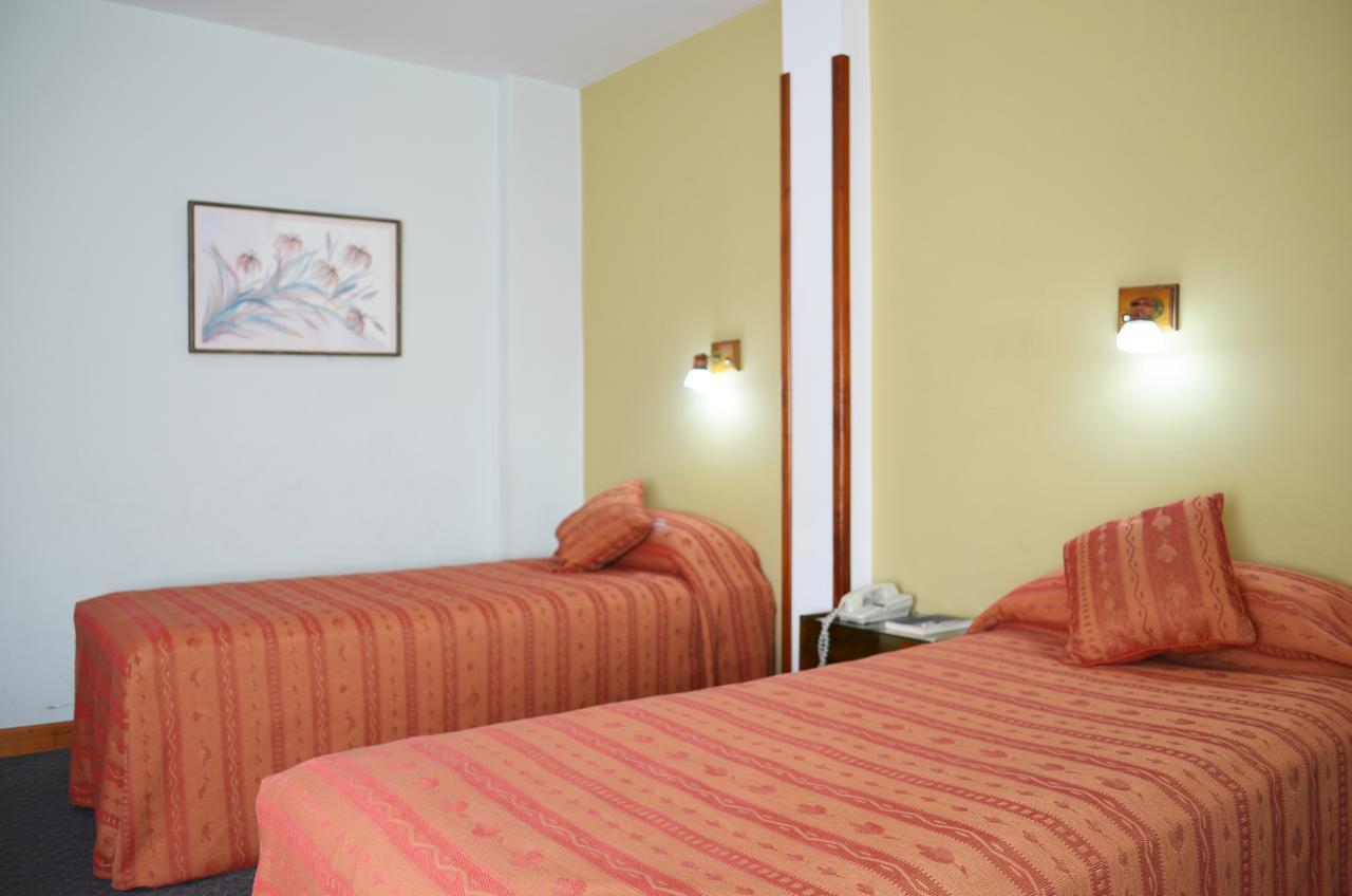 Hotel Huemul General Roca Zewnętrze zdjęcie