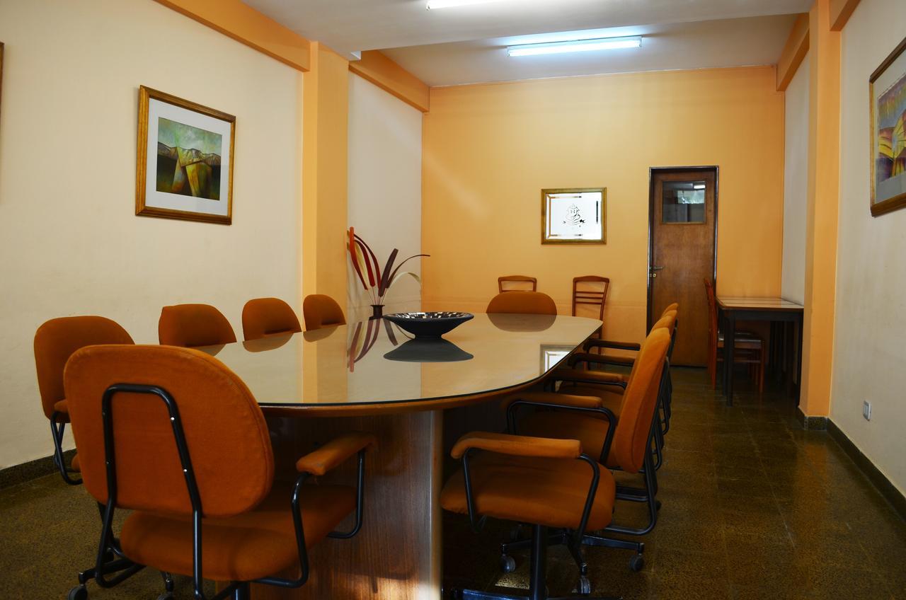 Hotel Huemul General Roca Zewnętrze zdjęcie