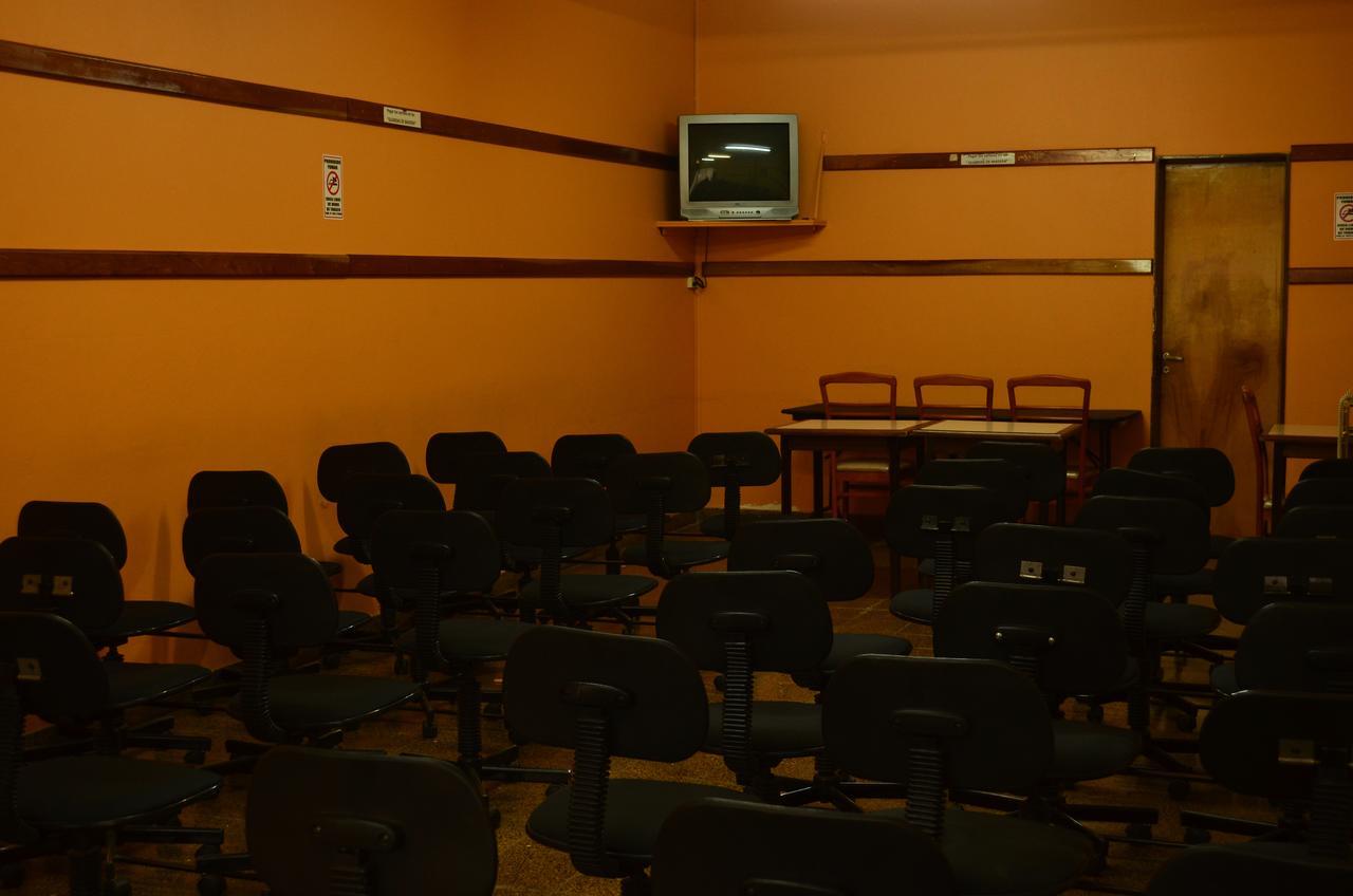 Hotel Huemul General Roca Zewnętrze zdjęcie